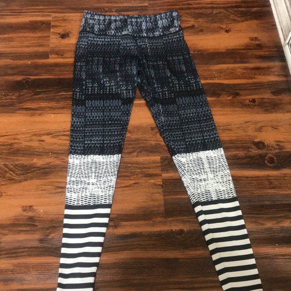 Onzie Pants - Onzie leggings🎈Firm price🎈